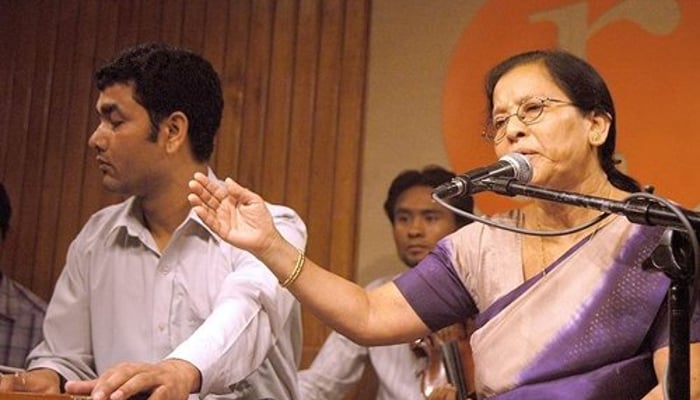 paleti-with-meera-thapa-june-2008
